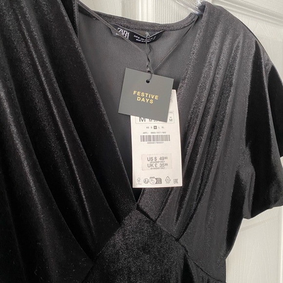 Zara Black Velvet Dress - Picture 2 of 2